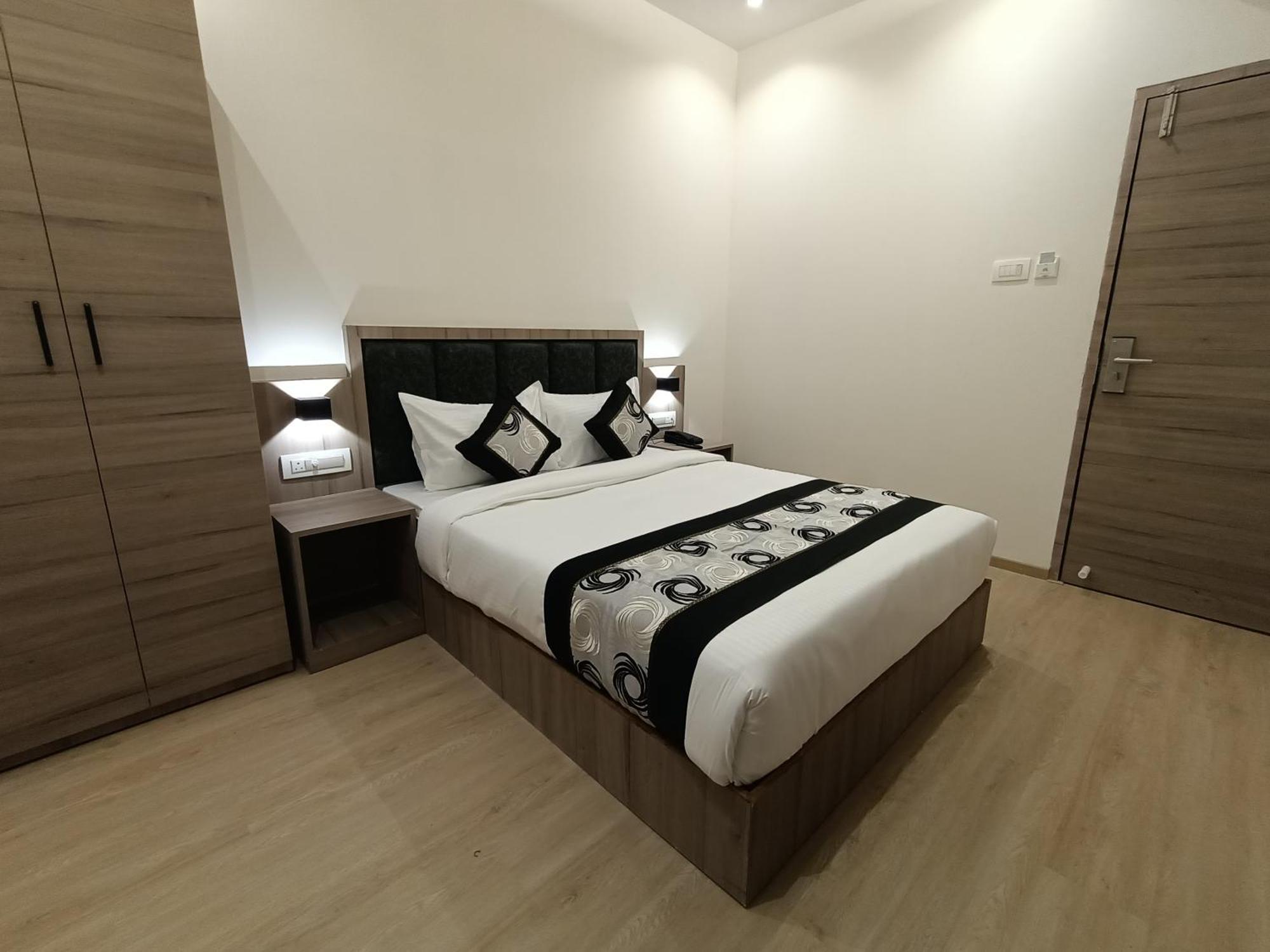 Hotel Beverly Palace Santacruz - Near Bkc - Mumbai Airport T1 Exterior photo
